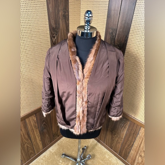 BEAUTIFUL VINTAGE RUSSIAN SABLE FUR COAT JACKET BOLERO CAPE SIZE SMALL - Picture 7 of 10